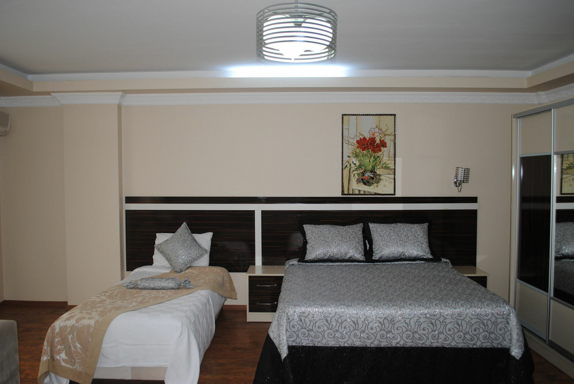 Diamond Suites Residence Istanbul Exterior photo